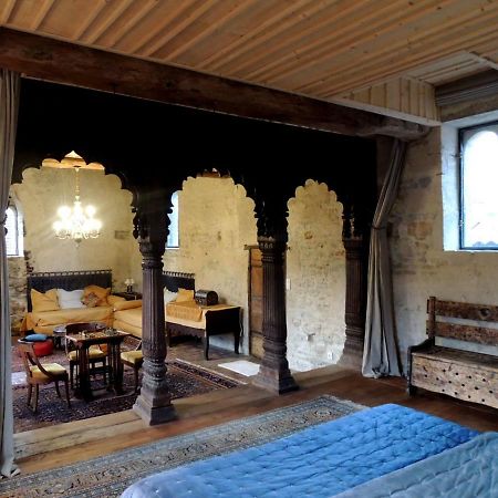 Maison Romane 1136 Клюни Экстерьер фото