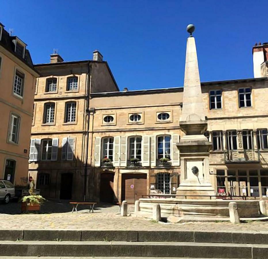 Maison Romane 1136 Клюни Экстерьер фото
